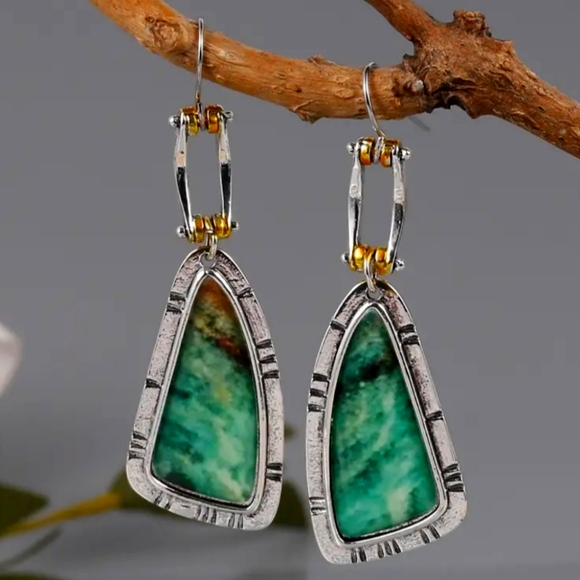 Vintage Asymmetric Two Tone Drop Dangle Earrings Punk Style. - Picture 1 of 6